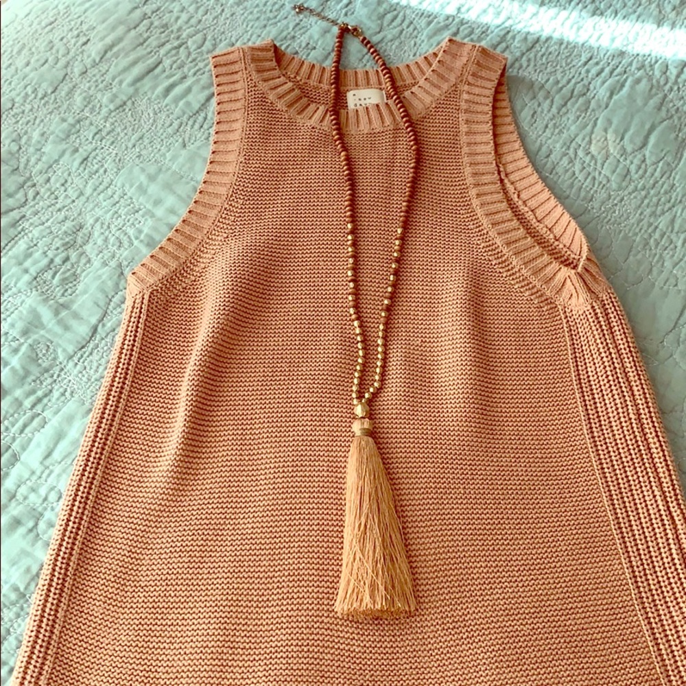 Blush, gold & wooden tassel necklace